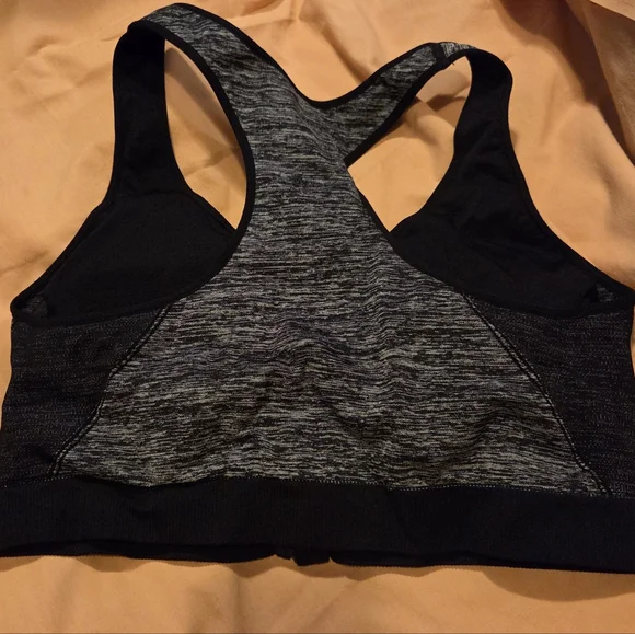 🔵2 For $25 🖤Zip Up Sports Bra🖤 - Picture 2 of 3